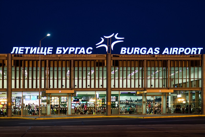Лудост по време на епидемия: 200 българи ще летят тази вечер от Бургас за Лондон 