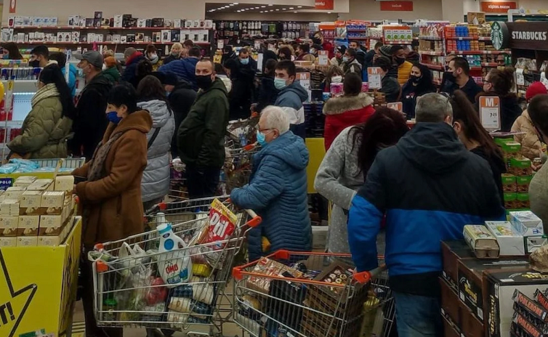 Чакат с нова стока и ниски цени българите на пазара в Одрин