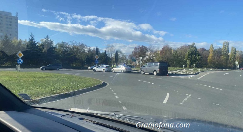 Катастрофа с учебен автомобил в Бургас
