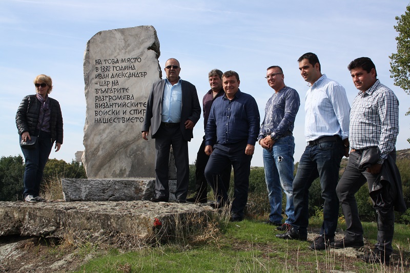 Възстановяват крепостта, бранила старите столици на България