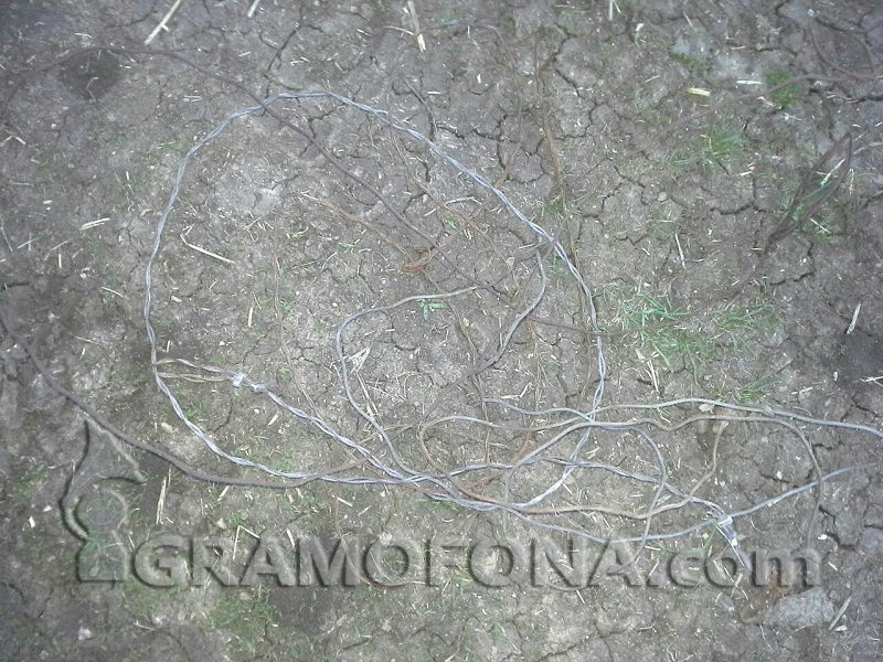 Първо в Gramofona.com: Хванаха полицай с нож и брадва, бракониерствал край Бургас