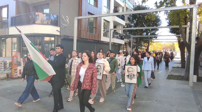 Ден на народните будители в Царево– почит към светлината на духа и знанието
