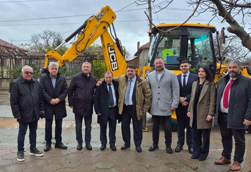 След 18 години без вода – Атанас Зафиров откри новия водопровод в Едрево