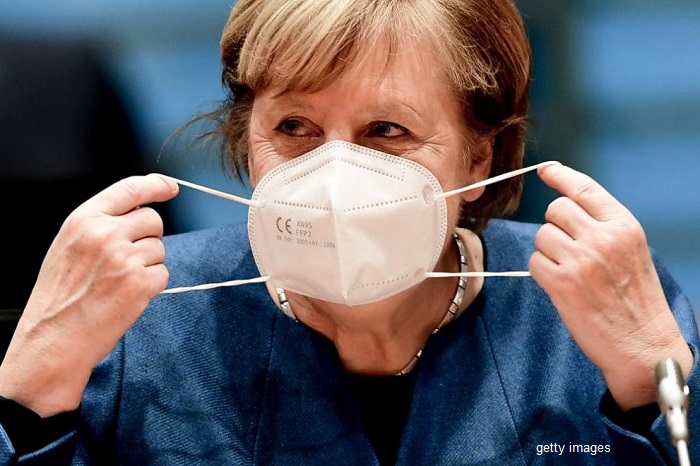 Ангела Меркел обмисля мегалокдаун