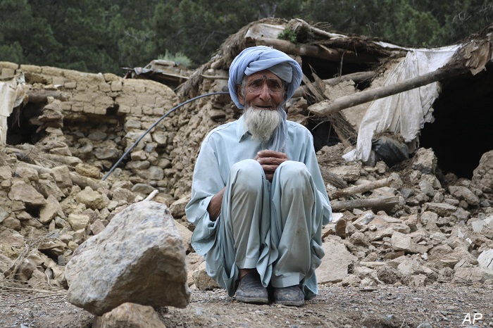 Над 1000 жертви на земетресението в Афганистан, талибаните искат международна помощ