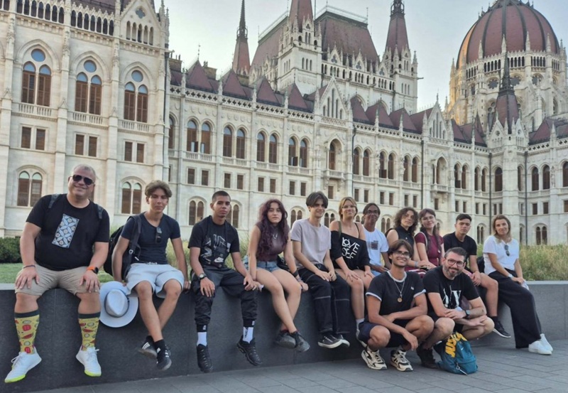 Ученици от „Преславски“ представиха Бургас на Международния младежки лагер в Унгария