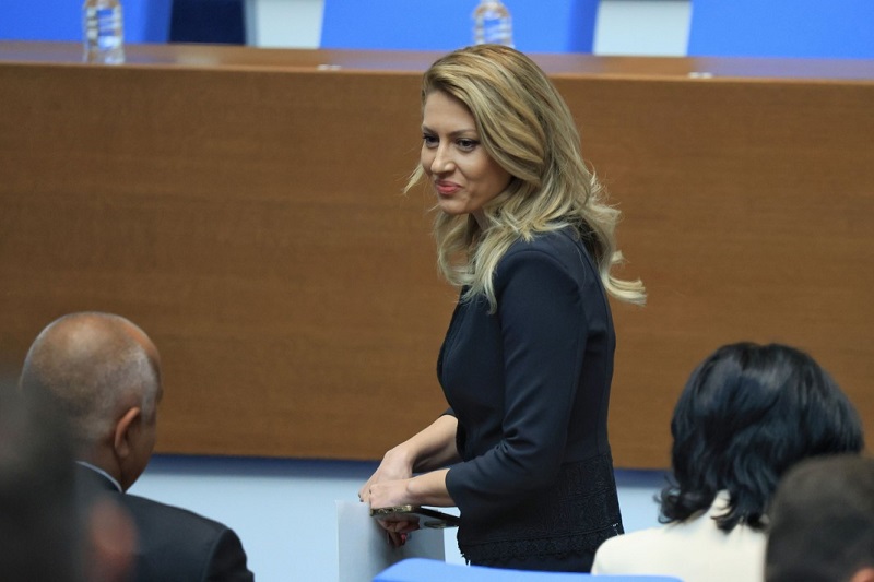 Рая Назарян отказа да е служебен премиер