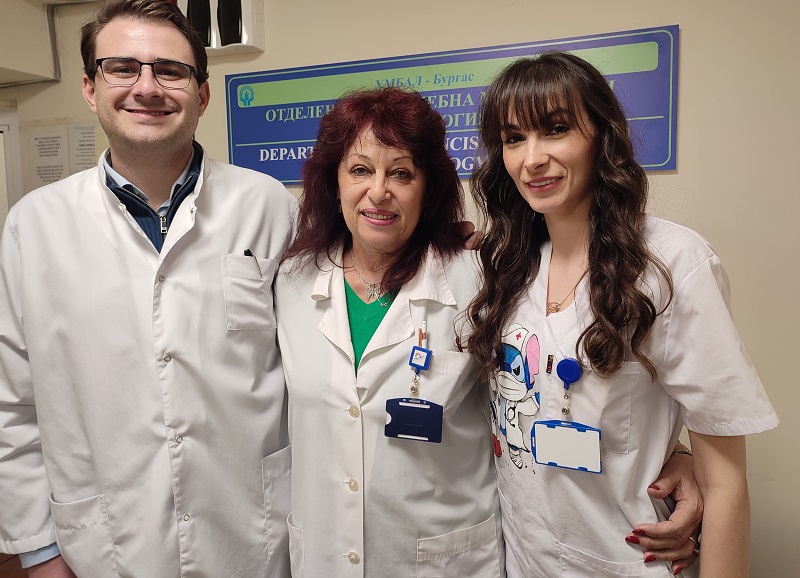 Надежда за съдебната медицина в Бургас – двама млади лекари влизат в професията