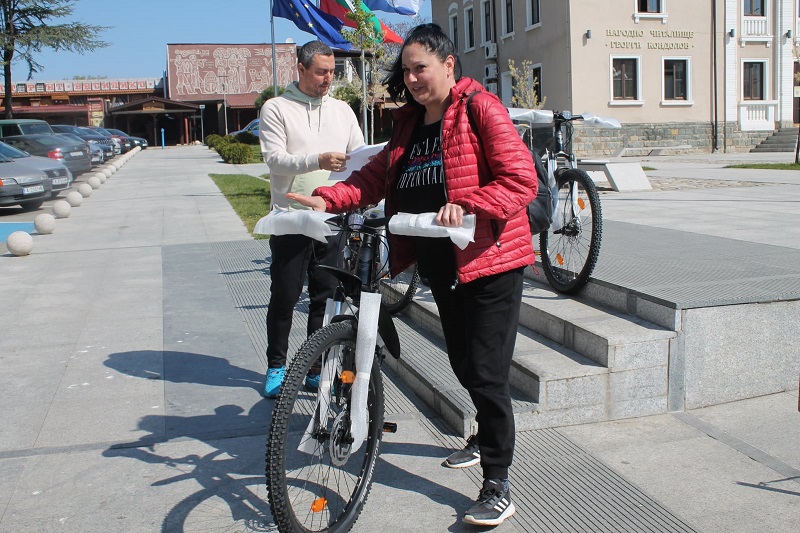 Общинарите в Царево ще ходят на работа с велосипед