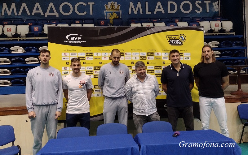 Дея Спорт води в Бургас шесткратния шампион на Испания по волейбол
