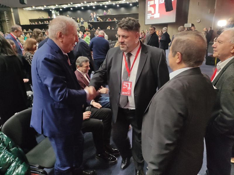 Зафиров подаде оставка като председател на БСП