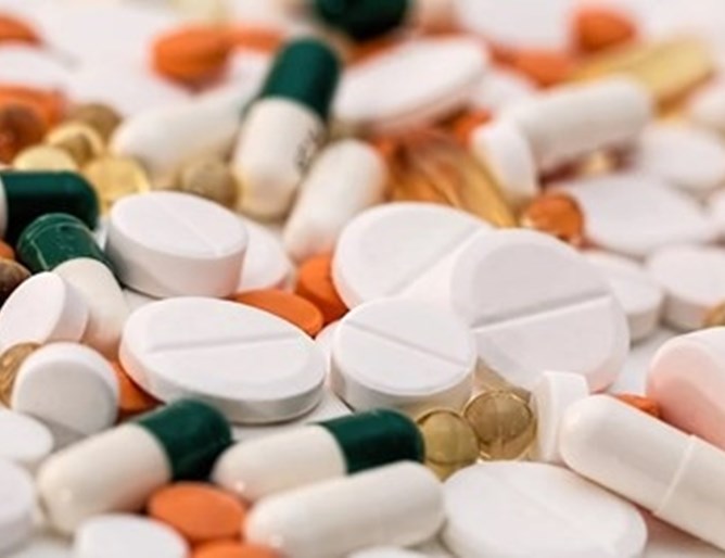 Бургазлии масово на пазар в Турция за Covid лекарства, а прокуратурата ще проверява защо изчезнаха медикаменти от аптеките