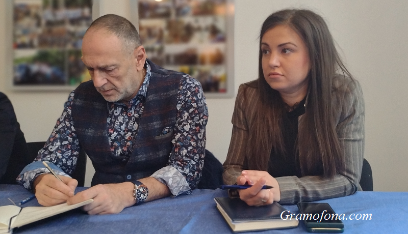 Любен Дилов за референдума на Слави: Ние от две години сме в президентска република