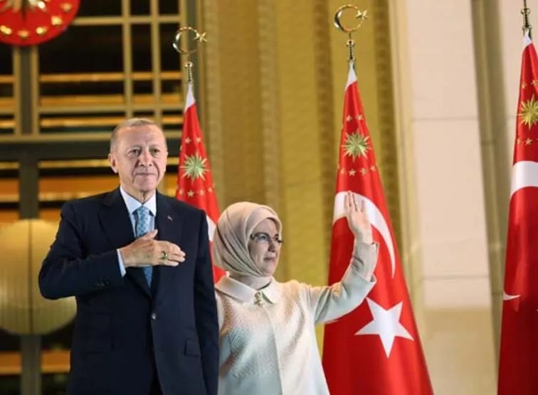 Ердоган спечели първия в историята на Турция балотаж