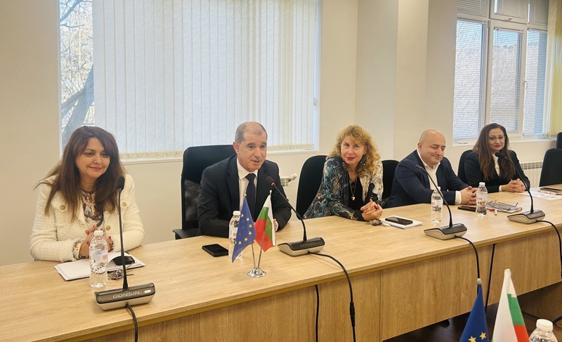 В БДУ се проведе среща с представители на местната власт и местния парламент