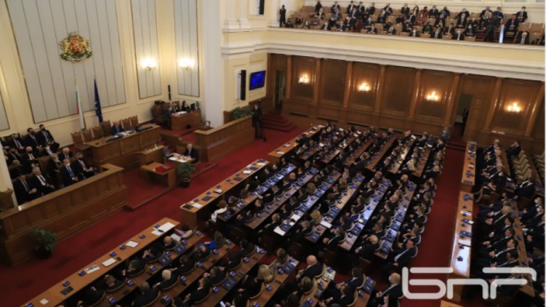 Заявки за стабилно управление и диалог на откриването на новия парламент