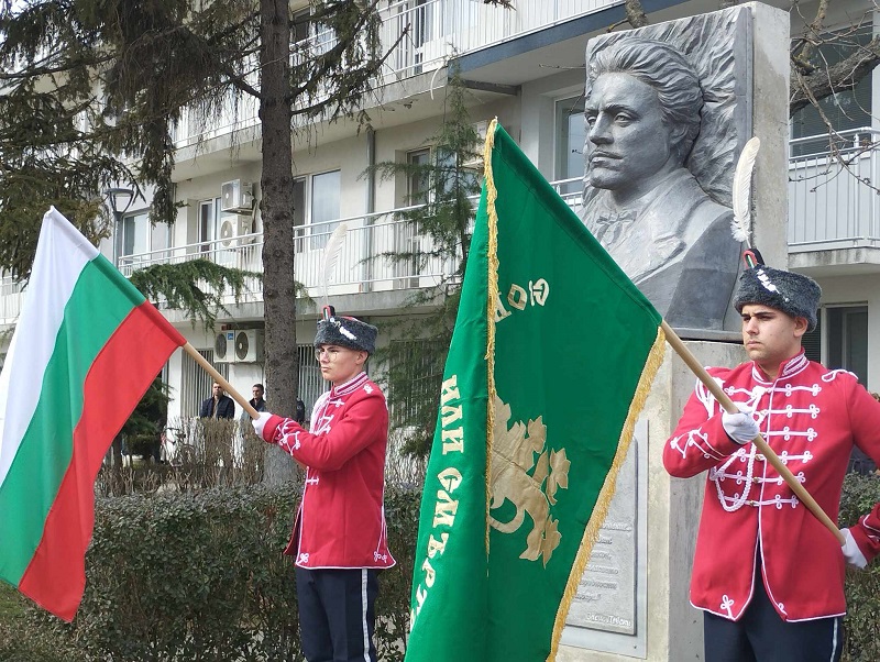 С шествие в Руен почетоха паметта на Левски