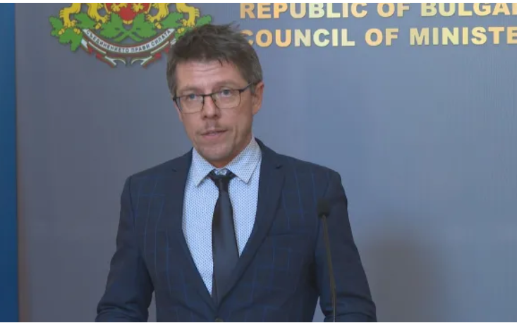 Стоил Цицелков подава оставка като вицепремиер по честни избори