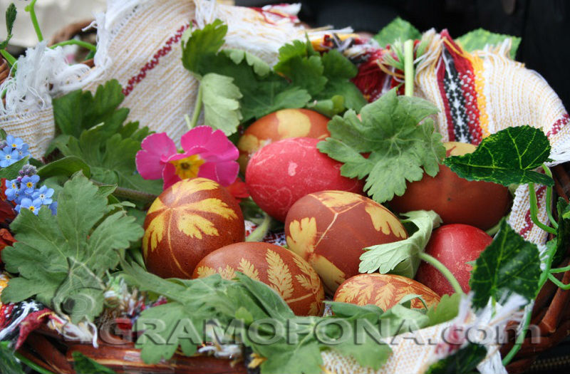 Благотворителен Великденски базар в Созопол