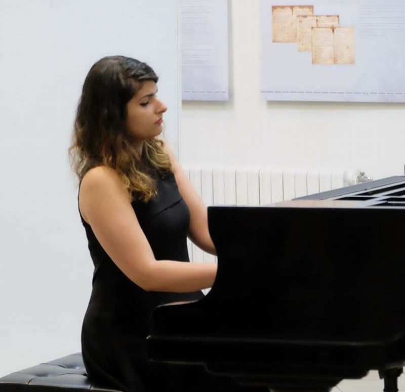 Искате ли да послушате вълшебната музика на Самира Алваш?