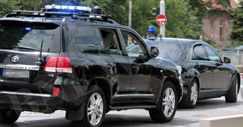 Служебен автомобил на НСО е ударен между Черноморец и Созопол