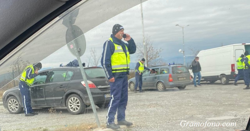 Тапа на магистралата заради мигранти