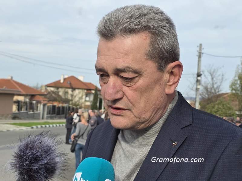 Тримата пострадали полицаи на протеста снощи са добре към момента