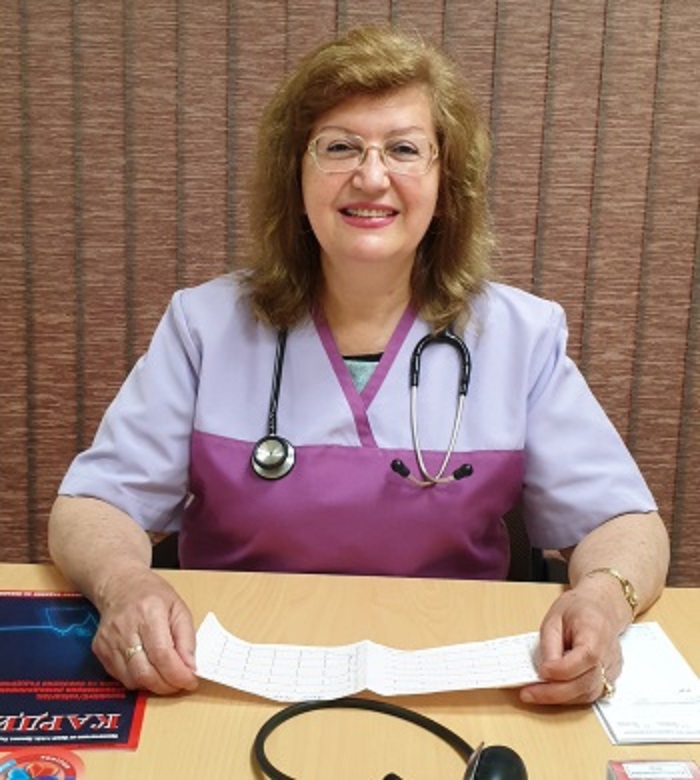 Д-р Росица Великова: Не разчитайте на консултация по телефона, а отидете на лекар