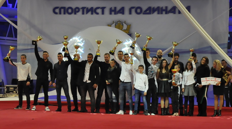 Акробати спечелиха приза „Спортист на годината“ на Бургас
