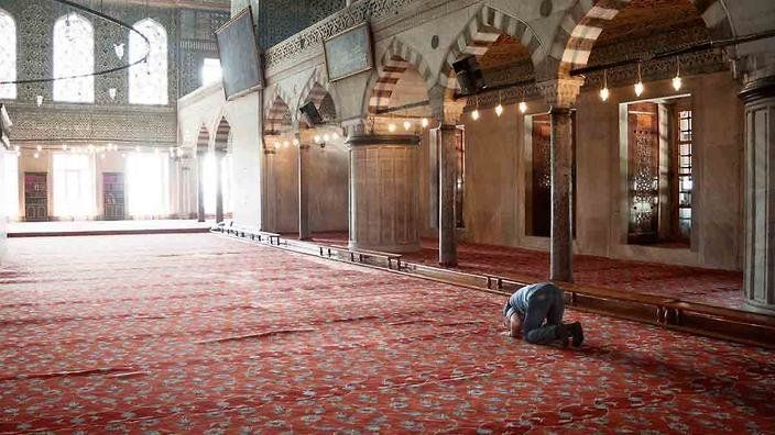Затварят джамиите за посещения по време на Рамазана