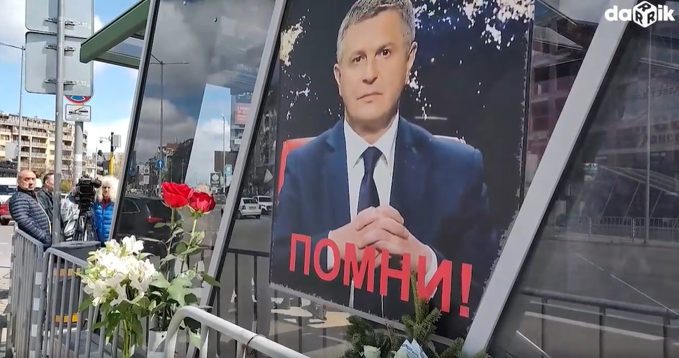 “Милен Цветков, който си отиде, докато чака зелено”. Три години от смъртта на журналиста