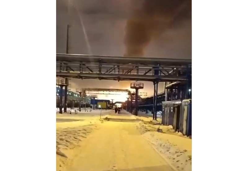 Пожар избухна в терминал на най-големия руски производител на втечнен природен газ