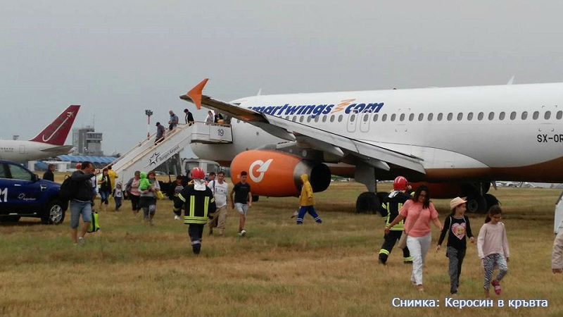 19 самолета кръжаха над бургаското летище 