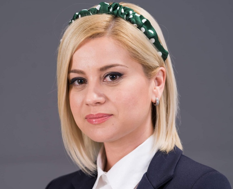 Габриела Гоцкова, „Изправи се, България“: Управляващите надграждат модела ГЕРБ