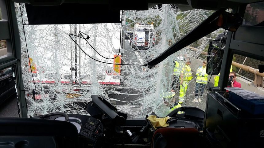 Автобус с български ученици катастрофира в Италия, има ранени