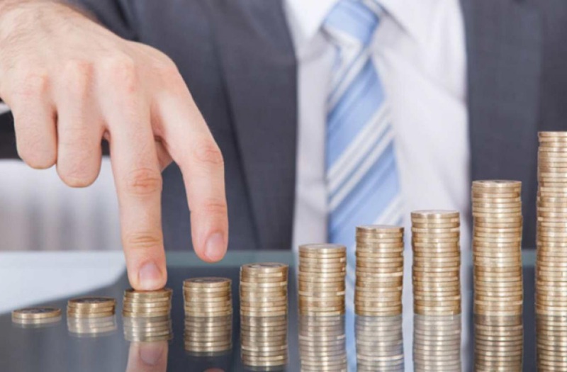 Български пощи пусна в продажба комплектите с първите български евромонети