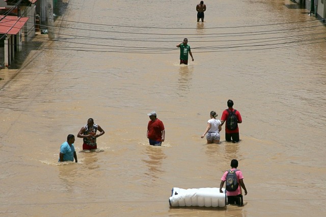 16 души са загинали при наводнения в Северозападен Китай