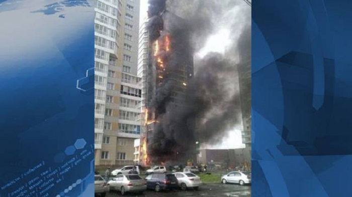 25-етажен жилищен блок изгоря в Краноярск