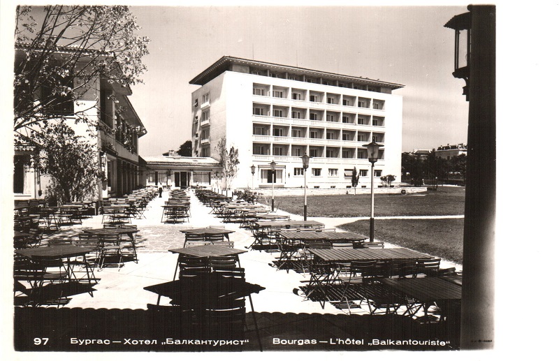 Емблемата на бургаското гостоприемство Гранд Хотел и СПА Приморец посреща гости от 1959 г.