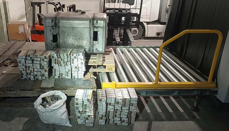 Контрабандни цигари в резервоара на товарен автомобил откриха на МП Лесово