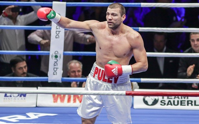 Тервел Пулев премаза украински боксьор