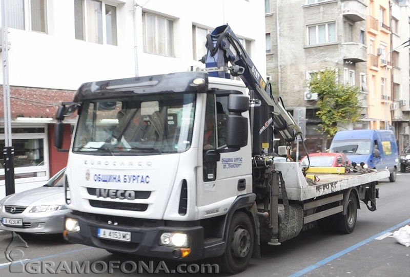 Паяци за джипове идват в Бургас
