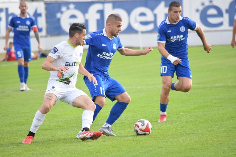 Черноморец продължи възходящата си линия с трета поредна победа