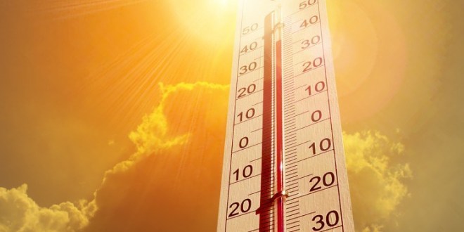 Екстремно време в Гърция, температурите скачат над 40 градуса
