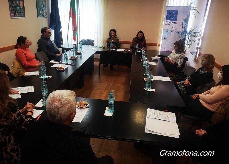 Работодатели дискутираха в Бургаската търговско-промишлена палата