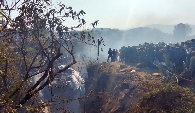 Самолет се разби в Непал, на борда му е имало 72 души