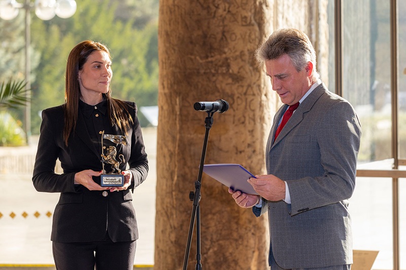 Националния исторически музей връчи наградата „Лъв – Пазител на наследството“ на кмета на Царево