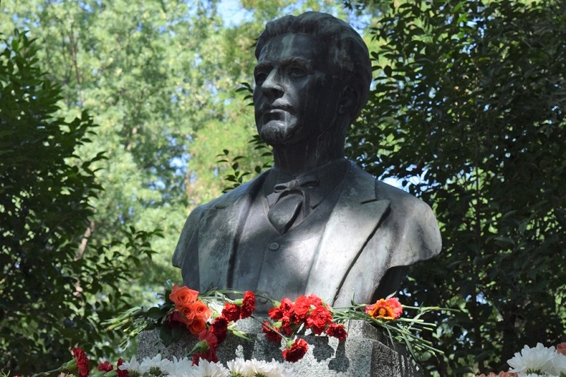 Честваме рождението на Апостола