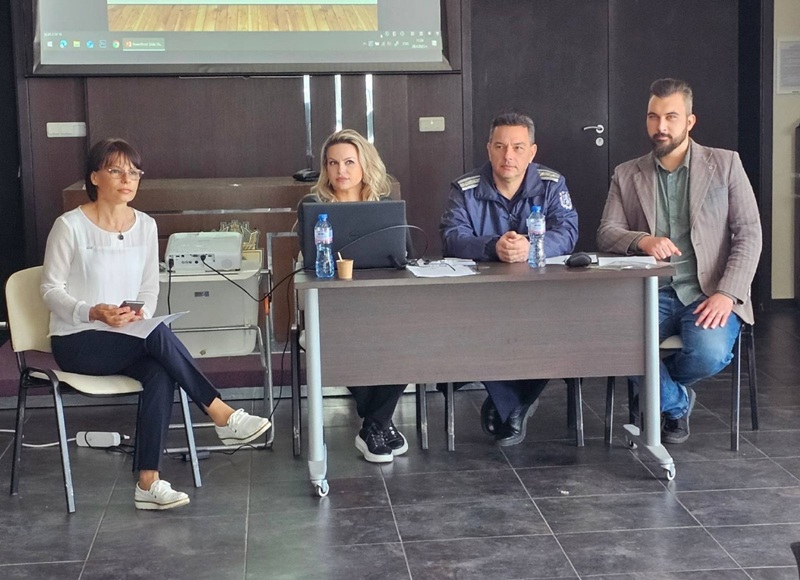 Местната комисия за борба с трафика на хора в Бургас проведе специализирани обучения за полицейски служители