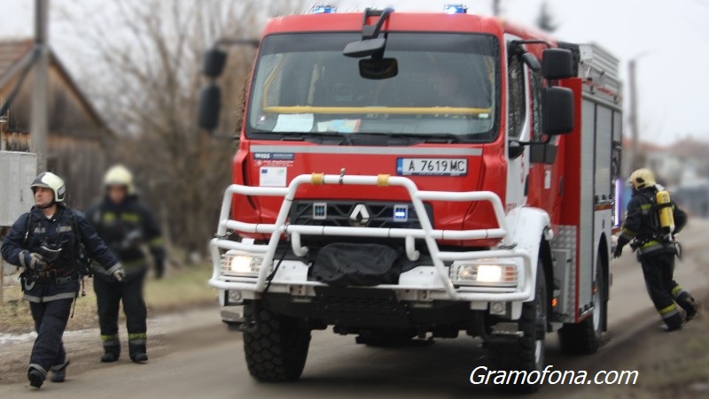 Инцидент в Банево, газова бутилка рани двама